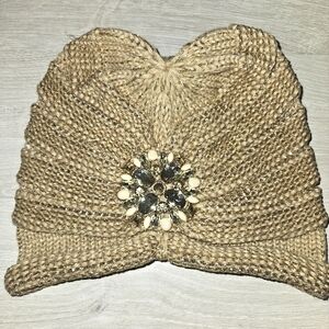 C.C Exclusive knitted ornate